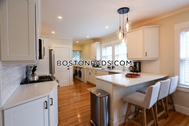 Boston - $5,000 /mo