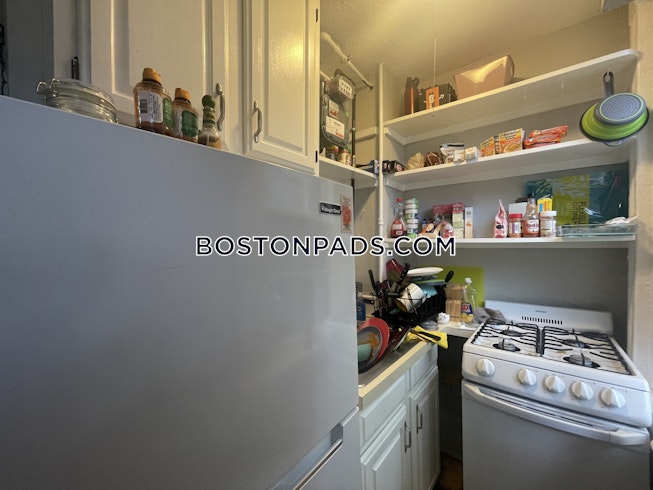 Boston - $2,800 /mo