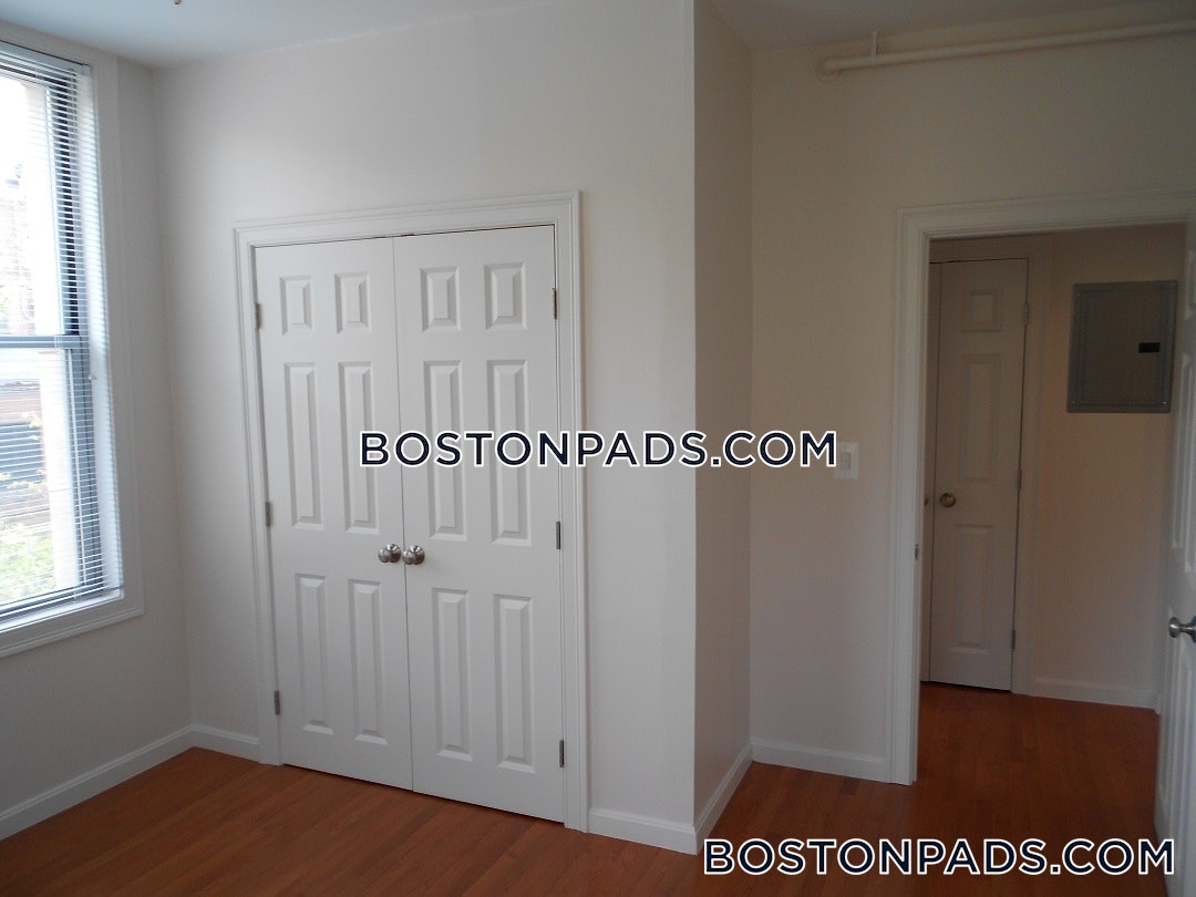 Boston - $2,452