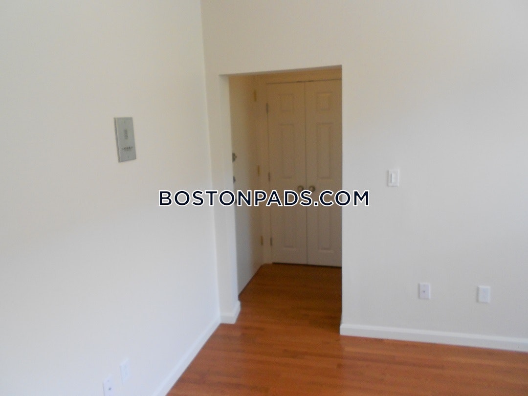 Boston - $2,452