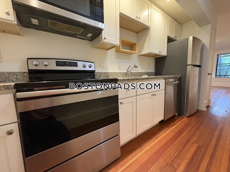 Beacon St., Brookline