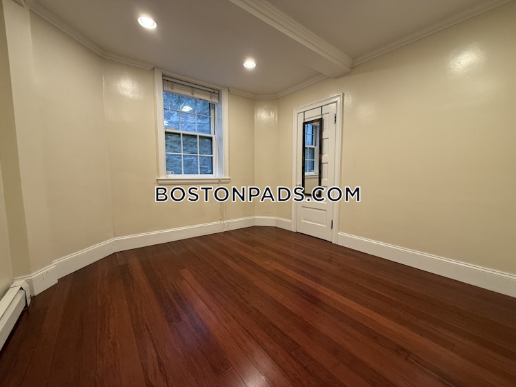 Beacon St., Brookline