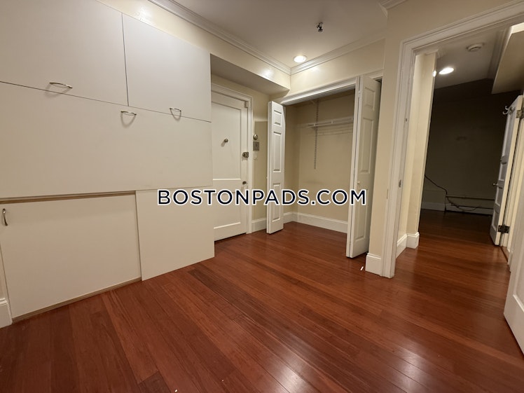 Beacon St., Brookline