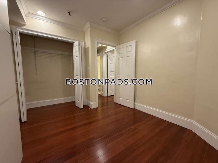 Beacon St., Brookline