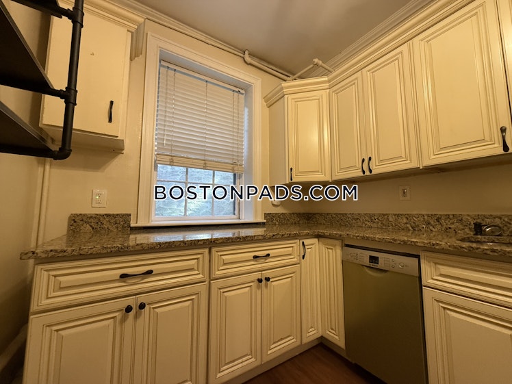 Beacon St., Brookline