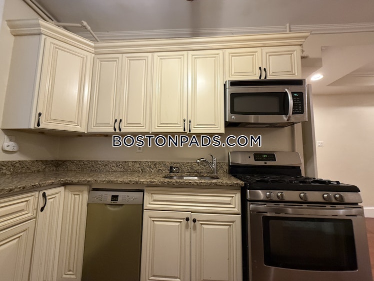 Beacon St., Brookline