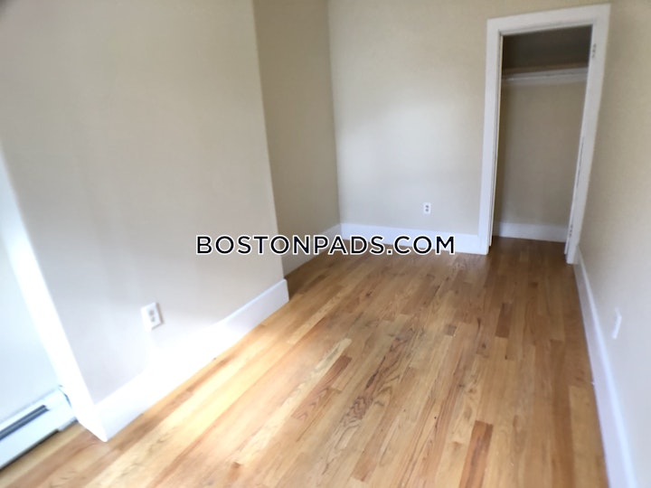 West 9th St. Boston picture 7