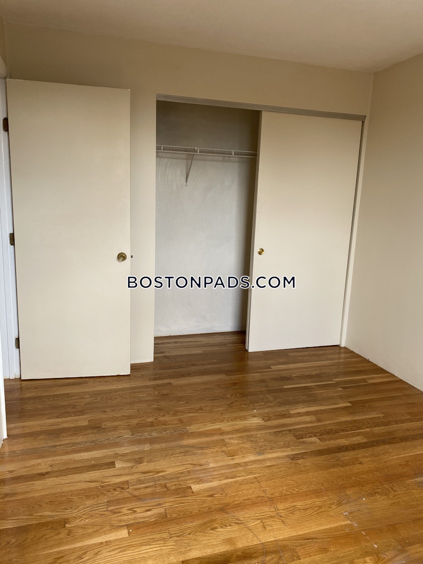 Boston - $2,950 /month