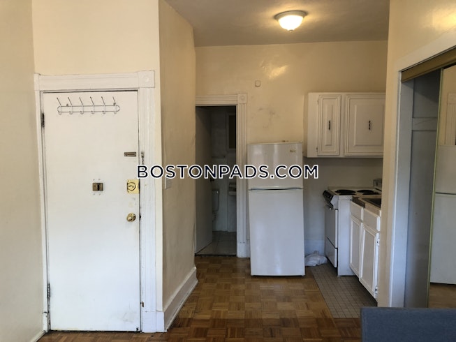 Boston - $2,250 /mo