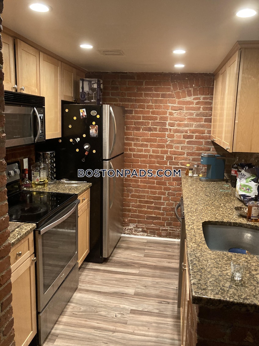 Boston - $3,200 /month