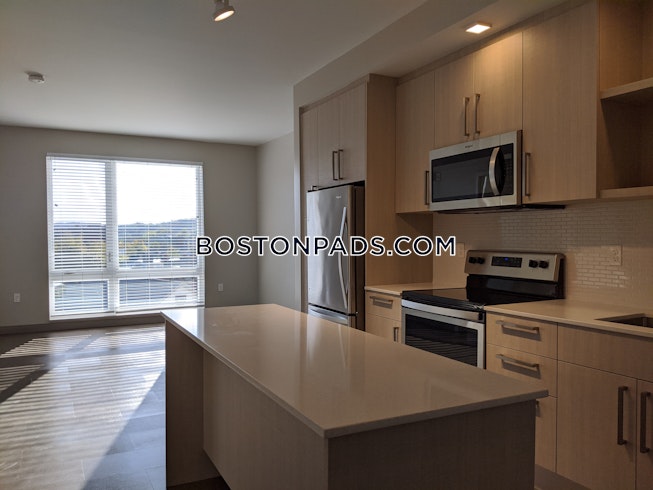 Boston - $2,612 /mo