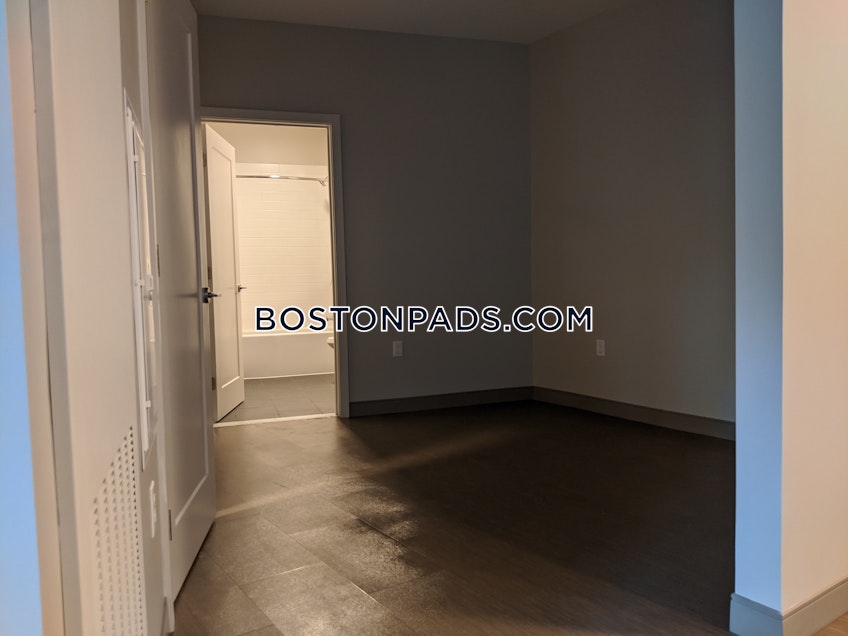 Boston - $2,715 /month