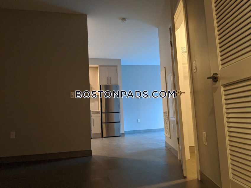 Boston - $2,710 /month