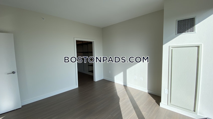 Boston - $6,770 /month