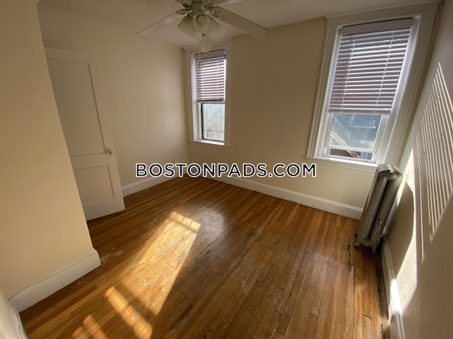 Boston - $2,350 /mo