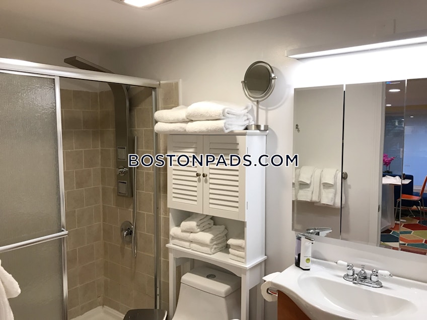 Boston - $2,600 /month