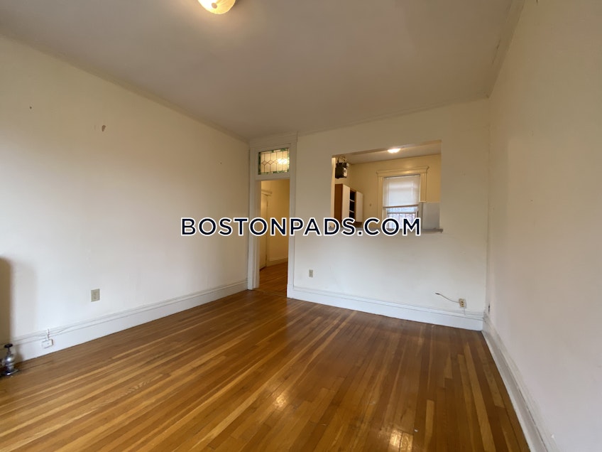 Boston - $2,950 /month