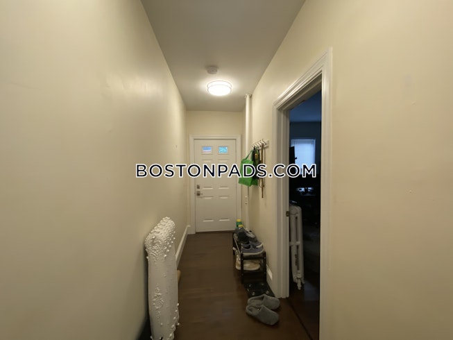 Boston - $2,999 /mo