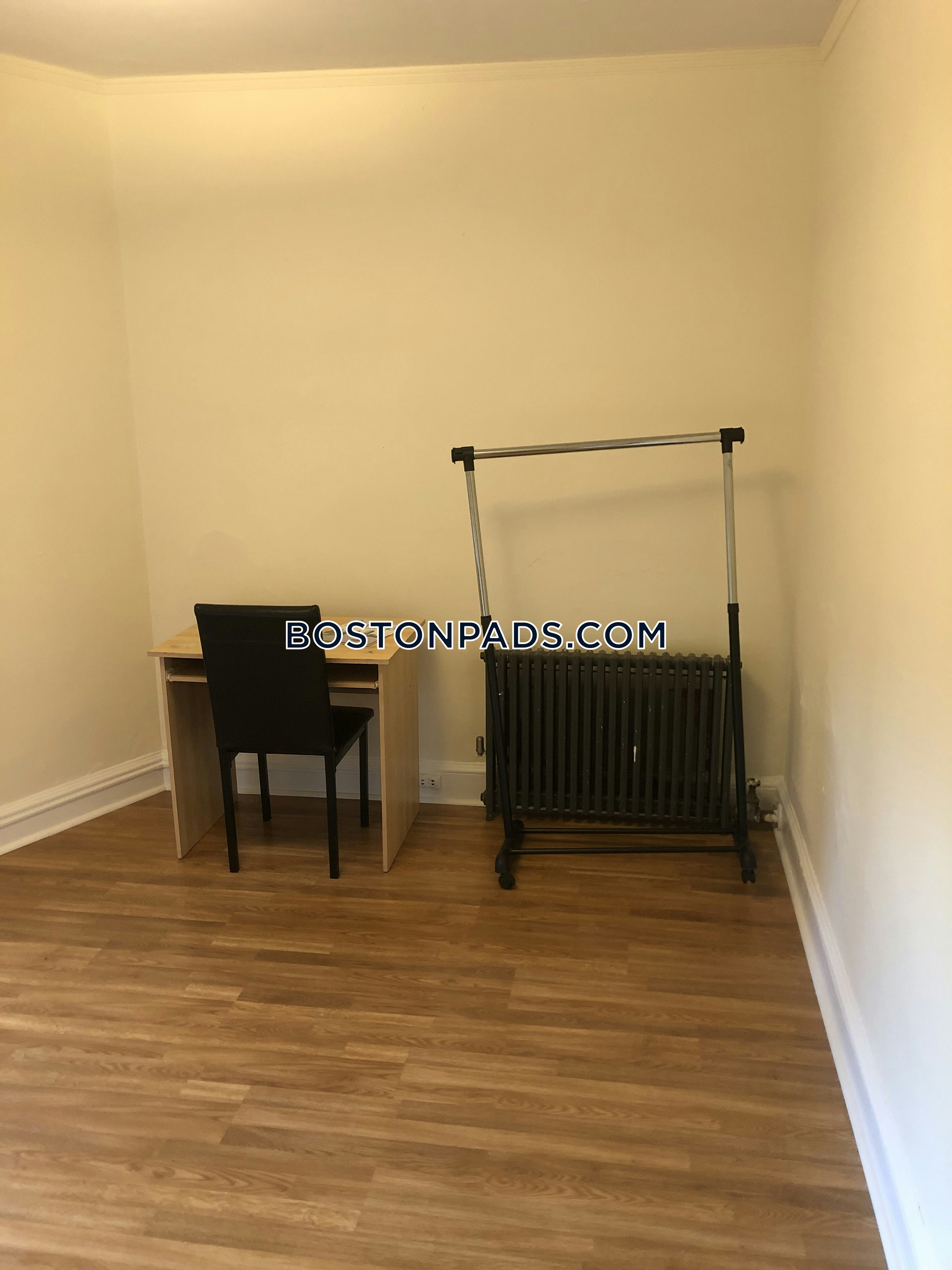 Cambridge - $2,450