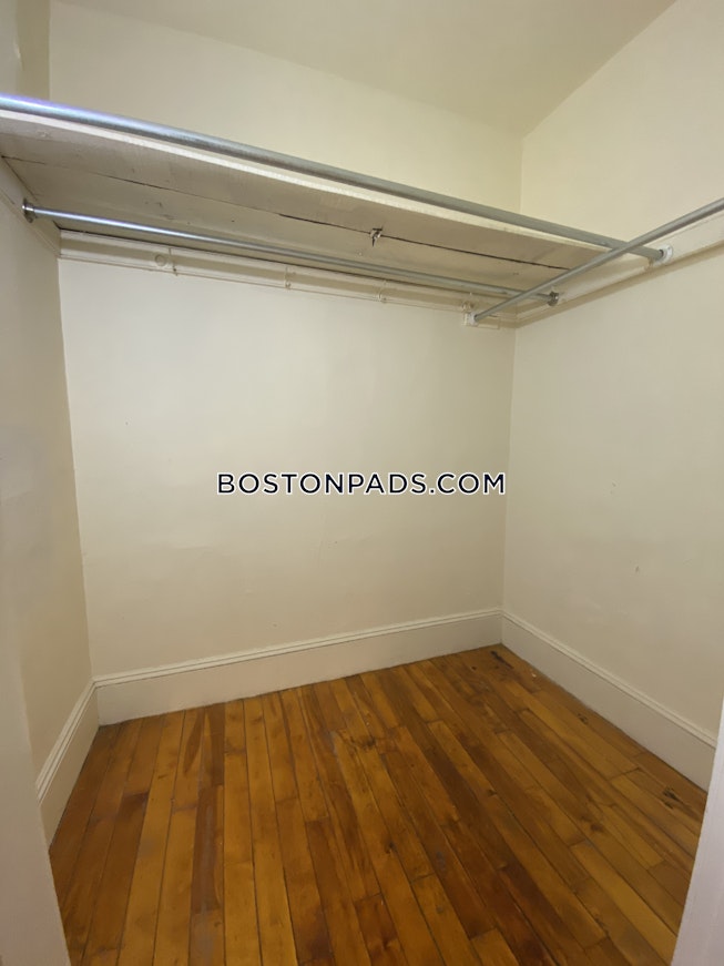 Boston - $5,500 /mo