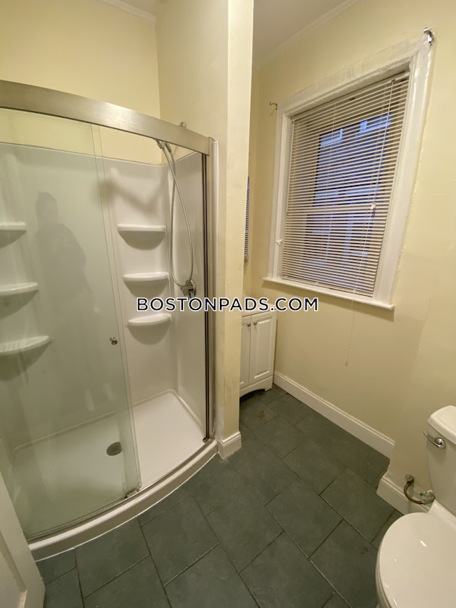 Boston - $5,500 /mo