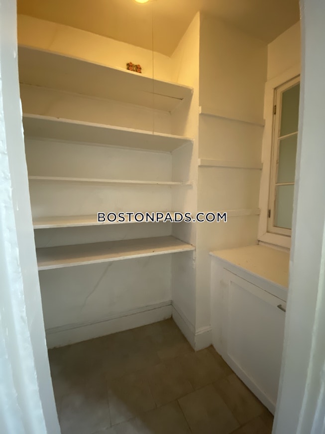 Boston - $5,500 /mo