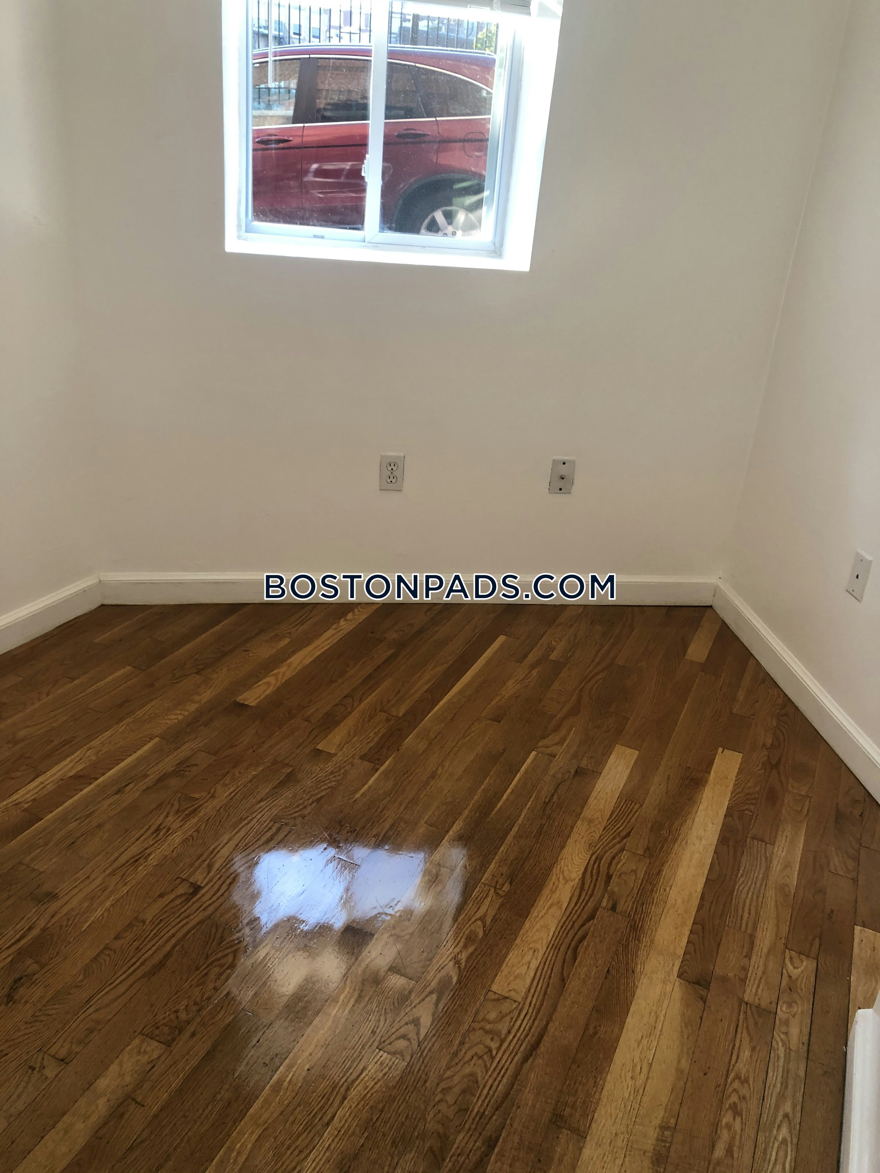 Boston - $2,900