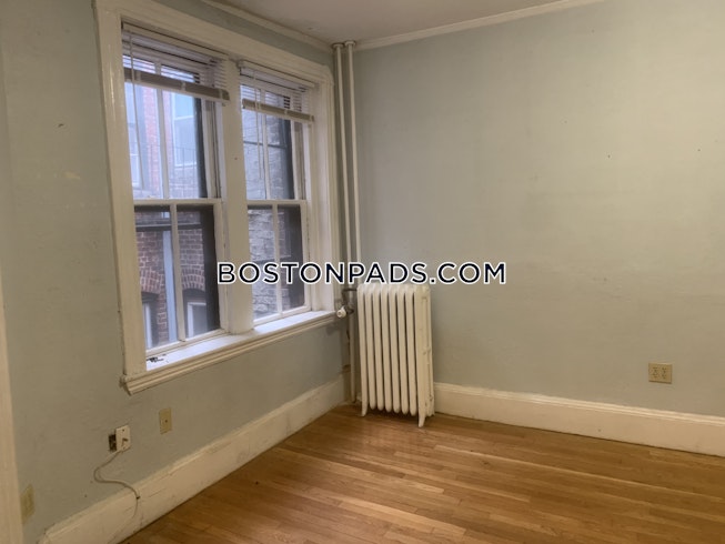 Boston - $4,500 /mo