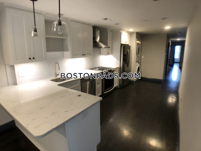 Boston - $4,800 /month