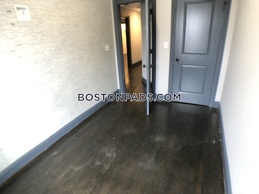 Boston - $4,800 /month