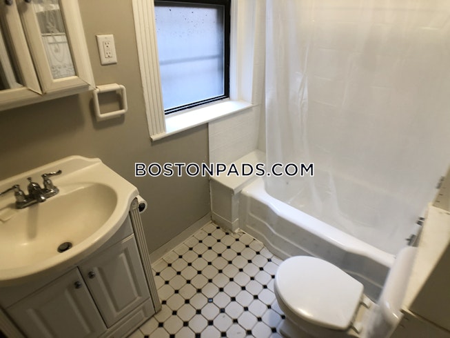 Boston - $2,415 /mo