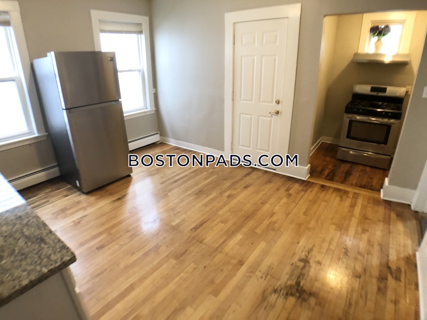 Boston - $2,300 /month