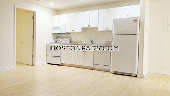 Boston - $4,250 /mo