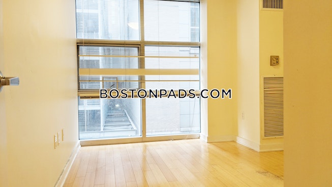 Boston - $3,100 /mo