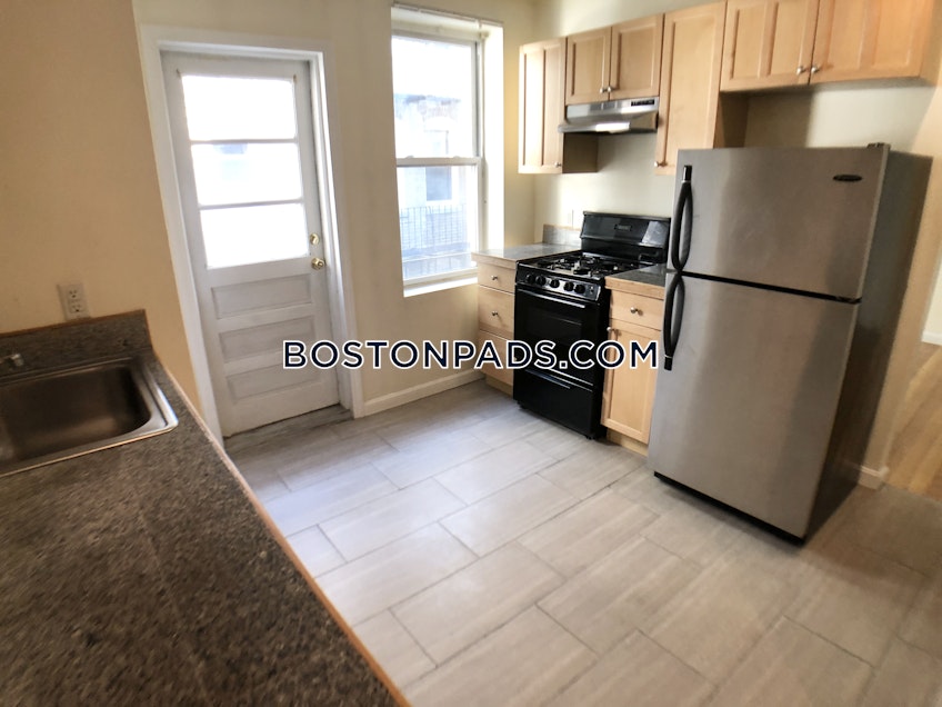 Boston - $3,500 /month