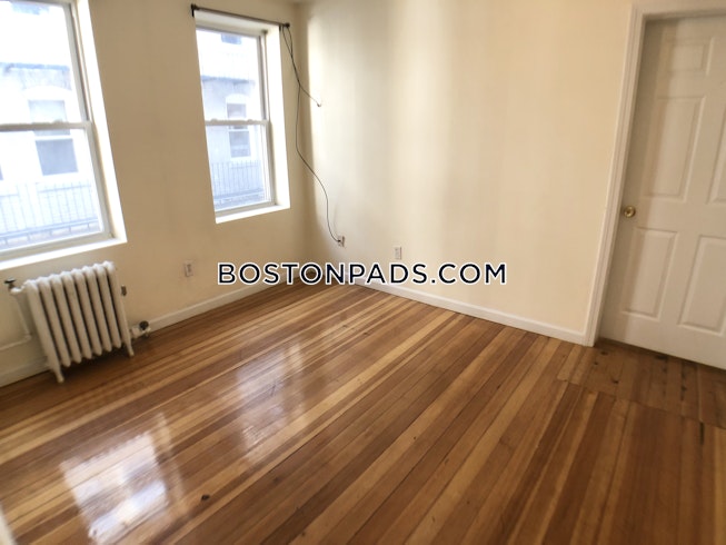 Boston - $3,500 /mo