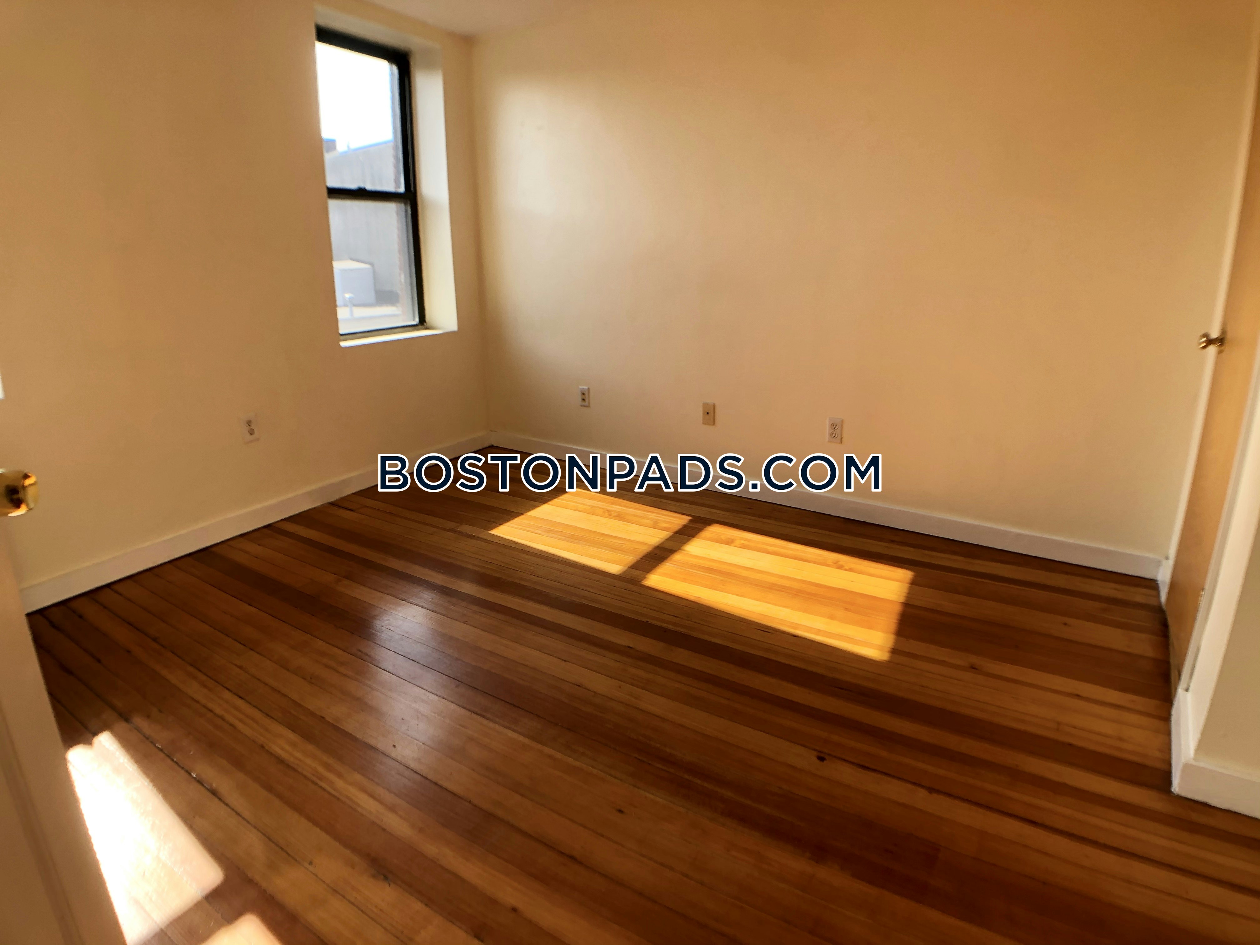 Boston - $4,095