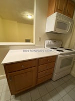 Boston - $3,000 /month