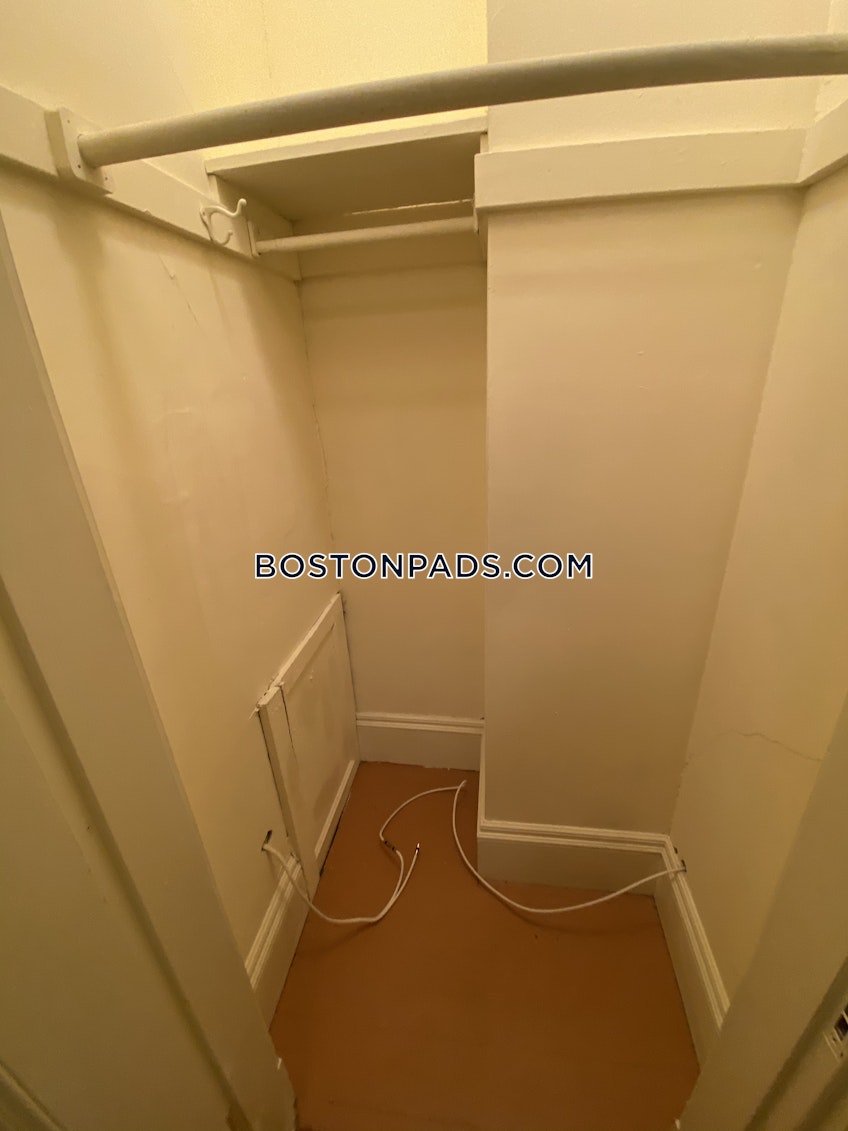 Boston - $2,650 /month