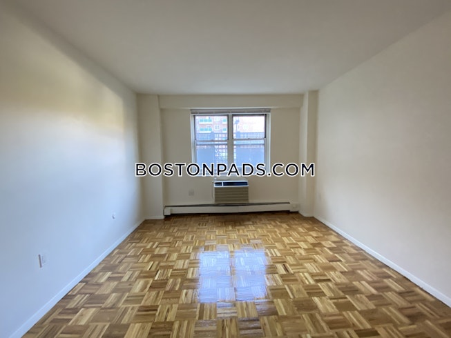 Brookline - $3,050 /mo