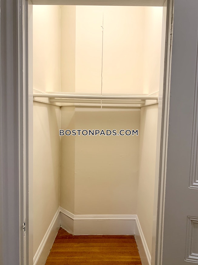 Boston - $3,200 /mo