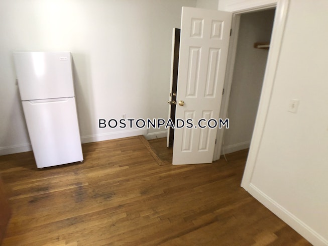 Boston - $2,300 /mo