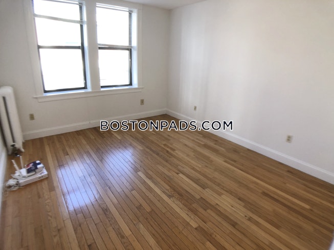 Boston - $2,750 /mo