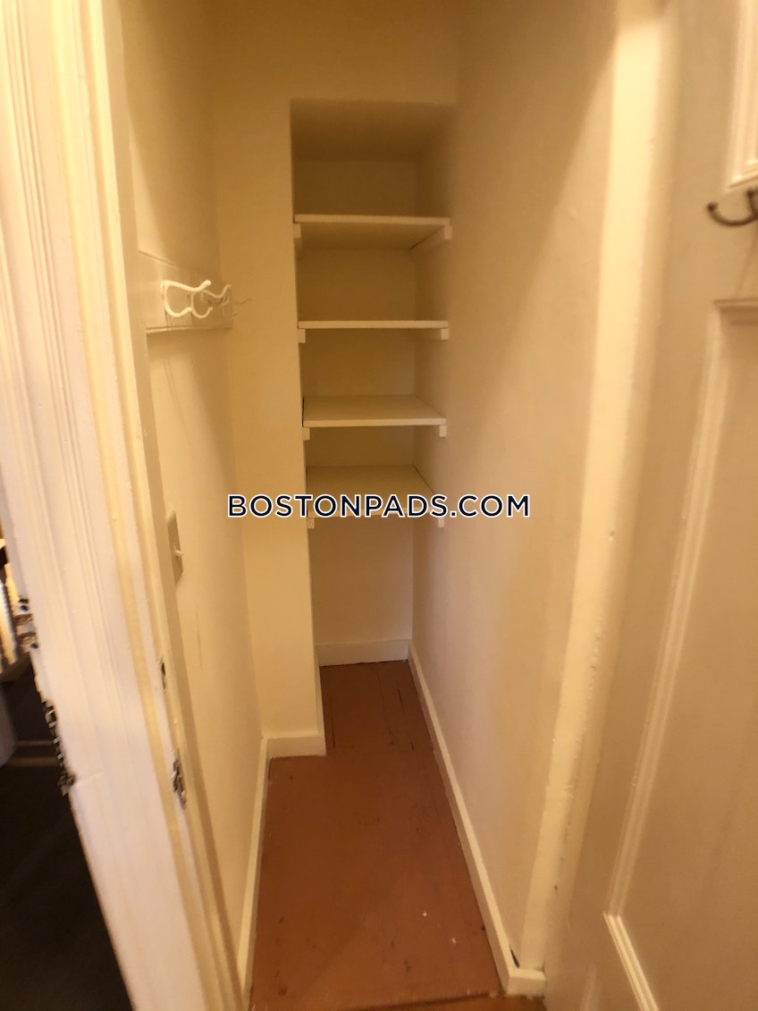 Boston - $3,000 /month