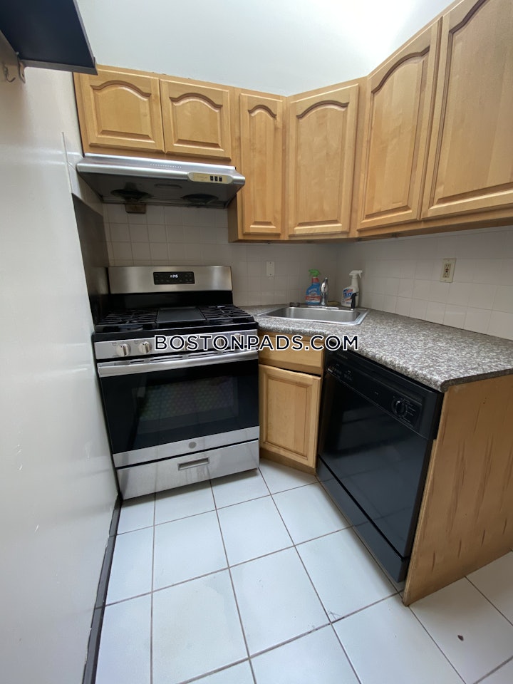 fort-hill-5-beds-2-baths-boston-5000-4506741 