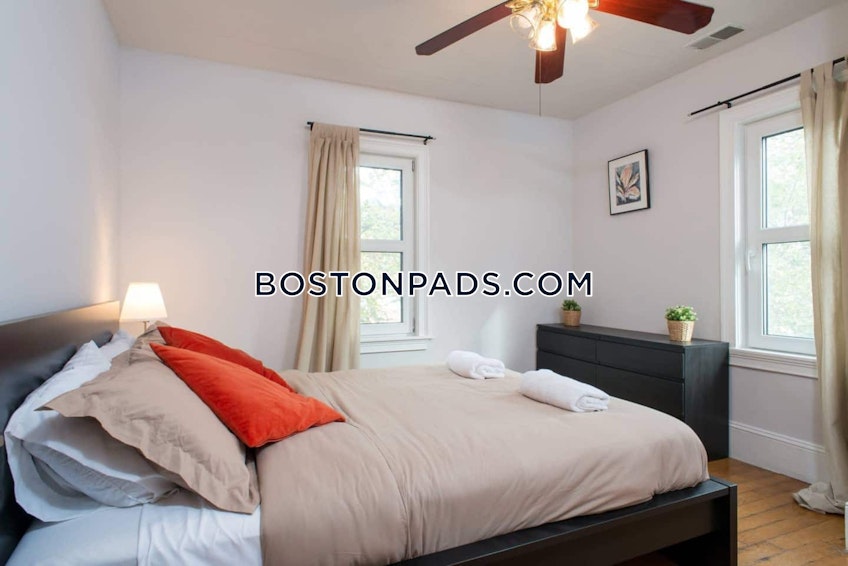 Boston - $6,000 /month