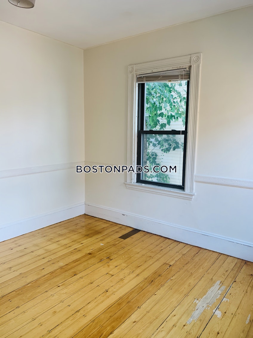 Boston - $4,500 /month