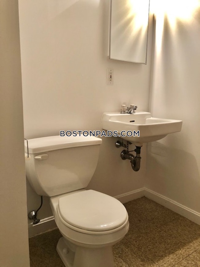 Brookline - $2,495 /mo