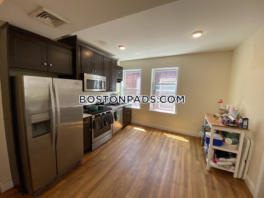 Boston - $5,400 /month