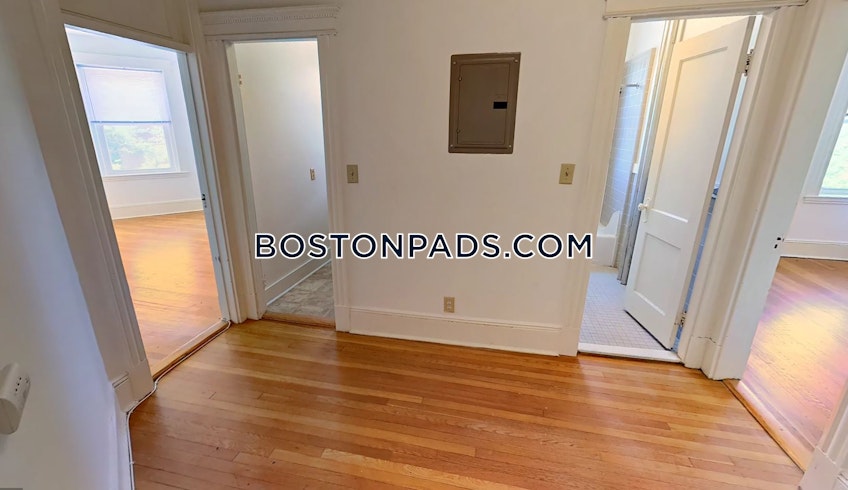 Boston - $3,300 /month